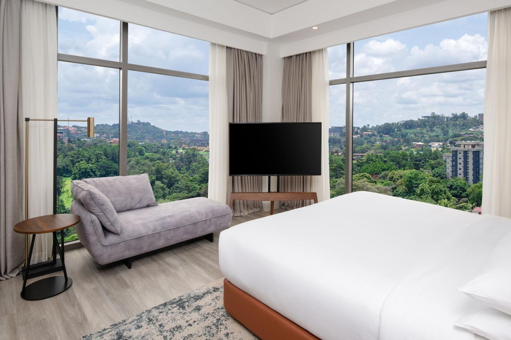 Four Points By Sheraton Kampala Exterior photo